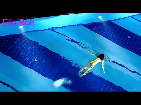 ❤️ Ùn possu micca piantà di fighjulà, ghjovana bionda catturata nuda in piscina ELLA BOLT ️ Porno anale à co.taxiporec.top ️❤